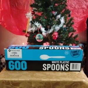 Member's Mark White Plastic Spoons